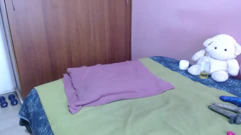 Snapshot of rochelle_xxx chatting on 09.22.25 Rochelle online show from 09.22.25