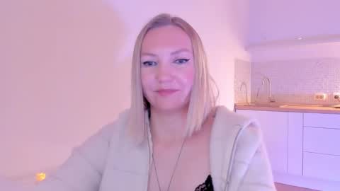 Snapshot of rock__baby chatting on 12.06.24 rock__baby online show from 12.06.24