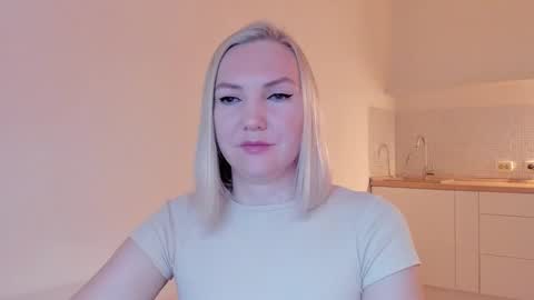 Snapshot of rock__baby chatting on 12.21.24 rock__baby online show from 12.21.24