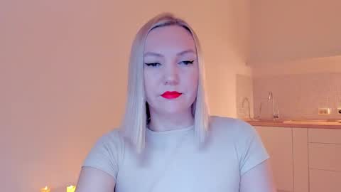 Snapshot of rock__baby chatting on 01.08.25 rock__baby online show from 01.08.25