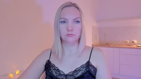 Snapshot of rock__baby chatting on 01.13.25 rock__baby online show from 01.13.25