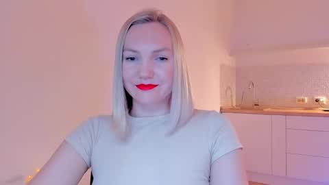 Snapshot of rock__baby chatting on 01.18.25 rock__baby online show from 01.18.25