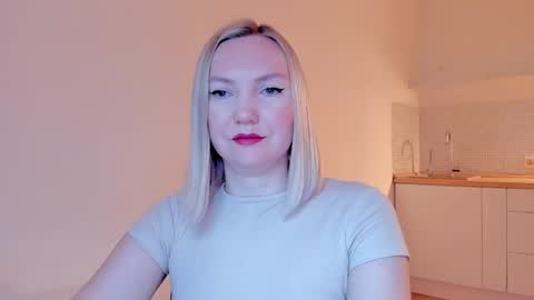 Snapshot of rock__baby chatting on 01.24.25 rock__baby online show from 01.24.25