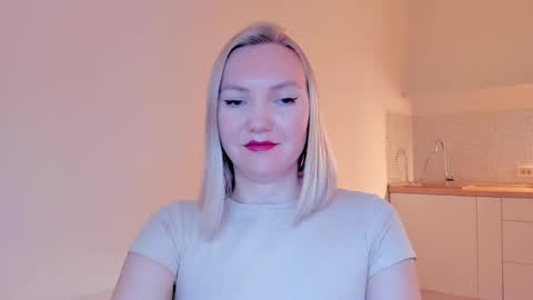 Snapshot of rock__baby chatting on 01.26.25 rock__baby online show from 01.26.25