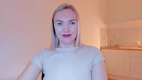 Snapshot of rock__baby chatting on 01.31.25 rock__baby online show from 01.31.25