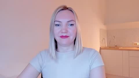 Snapshot of rock__baby chatting on 01.31.25 rock__baby online show from 01.31.25