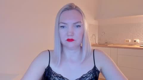 Snapshot of rock__baby chatting on 02.16.25 rock__baby online show from 02.16.25