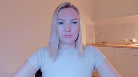 Snapshot of rock__baby chatting on 02.25.25 rock__baby online show from 02.25.25