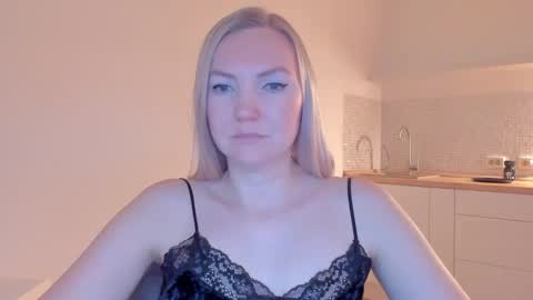 Snapshot of rock__baby chatting on 03.02.25 rock__baby online show from 03.02.25