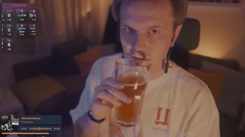 Rocket Bunny online show from 11.19.25