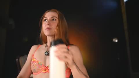 Snapshot of rocknrose chatting on 10.01.25 RocknRose online show from 10.01.25