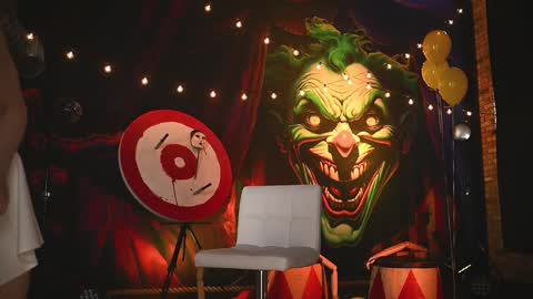 Snapshot of rocknrose chatting on 10.26.25 RocknRose online show from 10.26.25