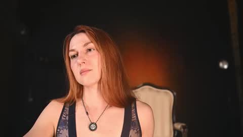 Snapshot of rocknrose chatting on 11.07.25 RocknRose online show from 11.07.25