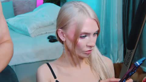 Lina and Den online show from 10.12.25