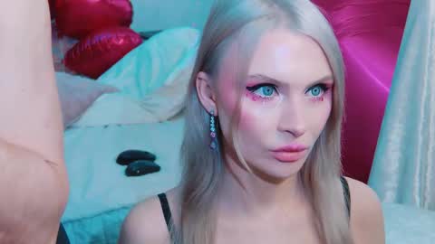 Snapshot of rockstarsgames chatting on 02.23.26 Lina and Den online show from 02.23.26