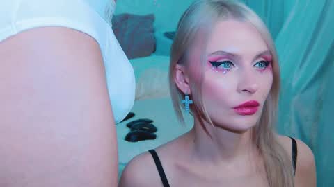 Snapshot of rockstarsgames chatting on 03.01.26 Lina and Den online show from 03.01.26