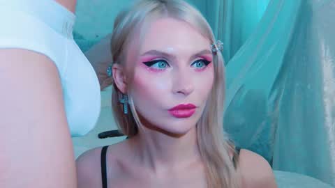 Snapshot of rockstarsgames chatting on 03.03.26 Lina and Den online show from 03.03.26