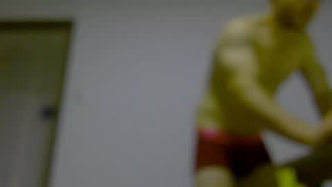 rocky muscle online show from 04.12.26