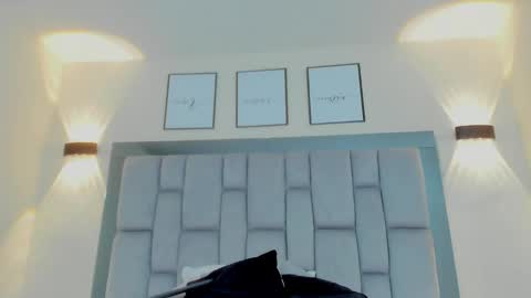 Snapshot of roger_wesley__ chatting on 01.15.25 Roger Wesley online show from 01.15.25