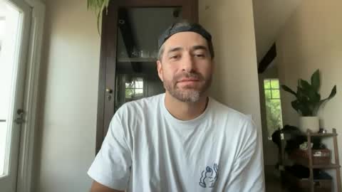 Snapshot of rogersterling11 chatting on 07.15.26 Roger Sterling online show from 07.15.26