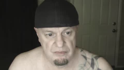 Snapshot of roinaz chatting on 12.06.24 roinaz online show from 12.06.24