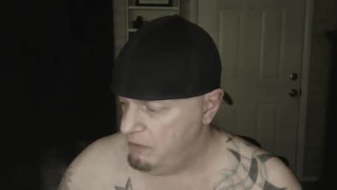 Snapshot of roinaz chatting on 01.01.25 roinaz online show from 01.01.25