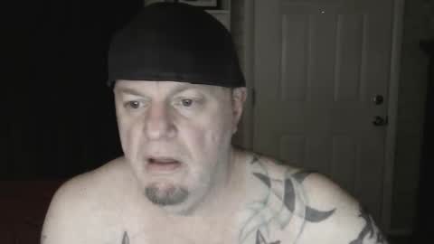 Snapshot of roinaz chatting on 01.03.25 roinaz online show from 01.03.25