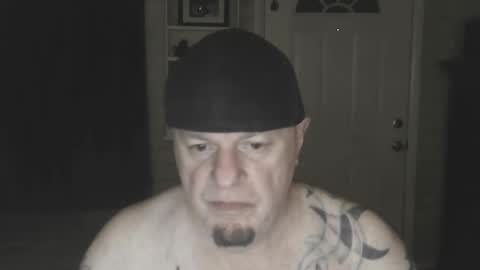 Snapshot of roinaz chatting on 01.13.25 roinaz online show from 01.13.25