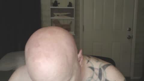 Snapshot of roinaz chatting on 02.12.25 roinaz online show from 02.12.25