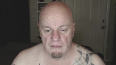 Snapshot of roinaz chatting on 02.24.25 roinaz online show from 02.24.25