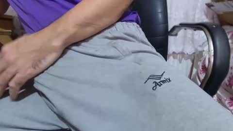 Snapshot of rokettttt chatting on 10.01.25 rokettttt online show from 10.01.25