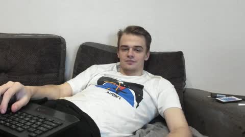 taylor fox online show from 03.04.25