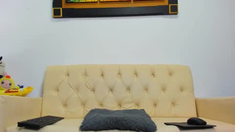 Snapshot of rolo_martinez chatting on 10.12.25 rolo martinez online show from 10.12.25