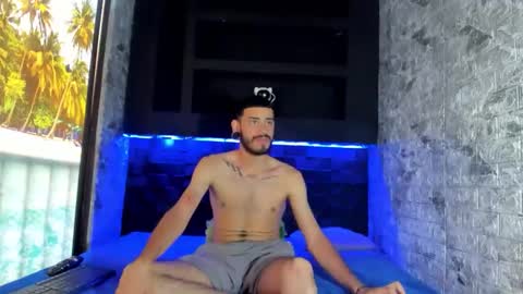 Snapshot of rolo_martinez chatting on 11.13.25 rolo martinez online show from 11.13.25