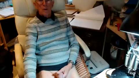 Snapshot of rolydawe chatting on 09.17.25 rolydawe online show from 09.17.25