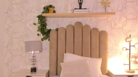 Snapshot of roma_love_ chatting on 12.11.24 online show from 12.11.24