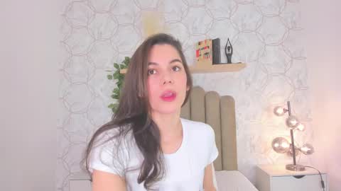 Snapshot of roma_love_ chatting on 10.03.25 online show from 10.03.25