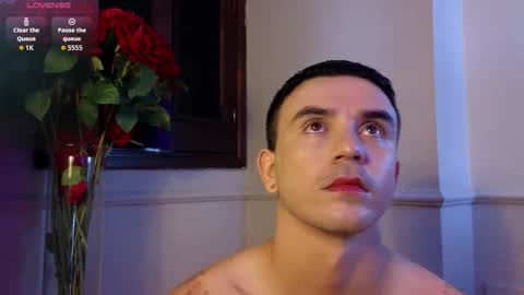   online show from 11.04.25