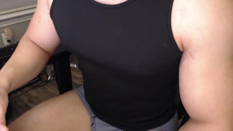 Snapshot of romanblackwood chatting on 02.06.25 romanblackwood online show from 02.06.25