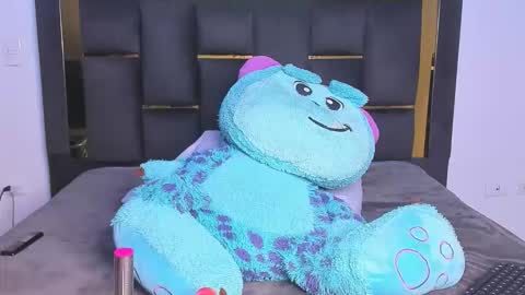 Snapshot of rome_hard chatting on 02.07.26 Rome online show from 02.07.26