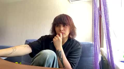 Im Helen online show from 06.03.26