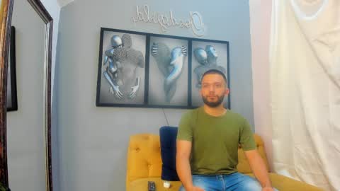 Romeo Bossi online show from 04.04.26