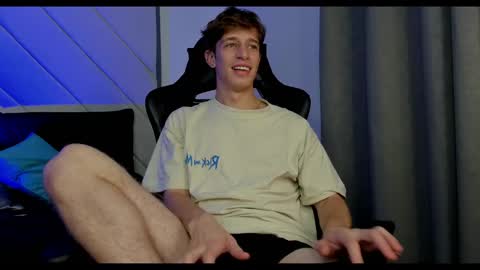 Snapshot of romeo_ricci1 chatting on 12.28.24 Romeo Ricci online show from 12.28.24