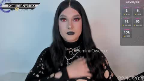 Snapshot of rominaowenxx chatting on 10.22.25 ROMINA OWEN online show from 10.22.25