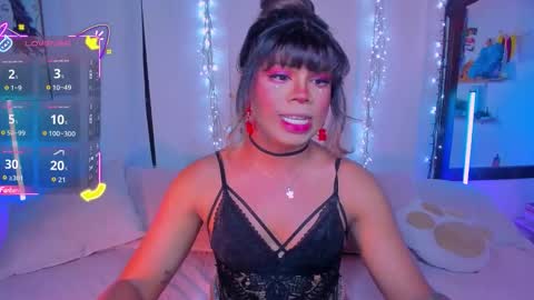 Snapshot of romirousexx chatting on 10.14.25 Romi Rouse online show from 10.14.25