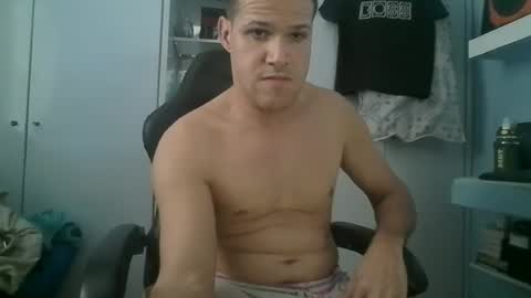 Snapshot of romuloparanhos chatting on 08.01.26 romuloparanhos online show from 08.01.26