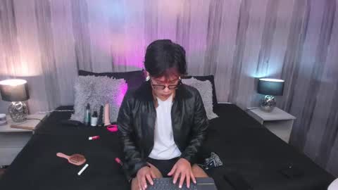 ronaldkeaton online show from 01.13.26