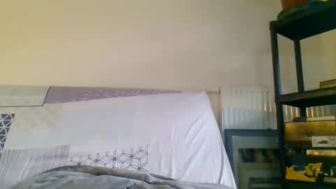 Snapshot of ronbig8inch chatting on 10.04.25 ronbig8inch online show from 10.04.25