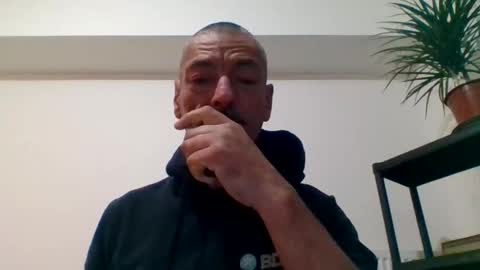 Snapshot of ronbig8inch chatting on 10.23.25 ronbig8inch online show from 10.23.25