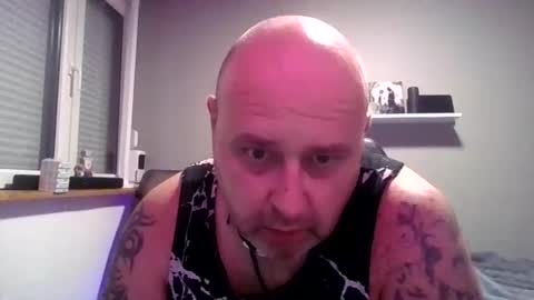 Snapshot of rooosveltooo chatting on 02.28.26 rooosveltooo online show from 02.28.26